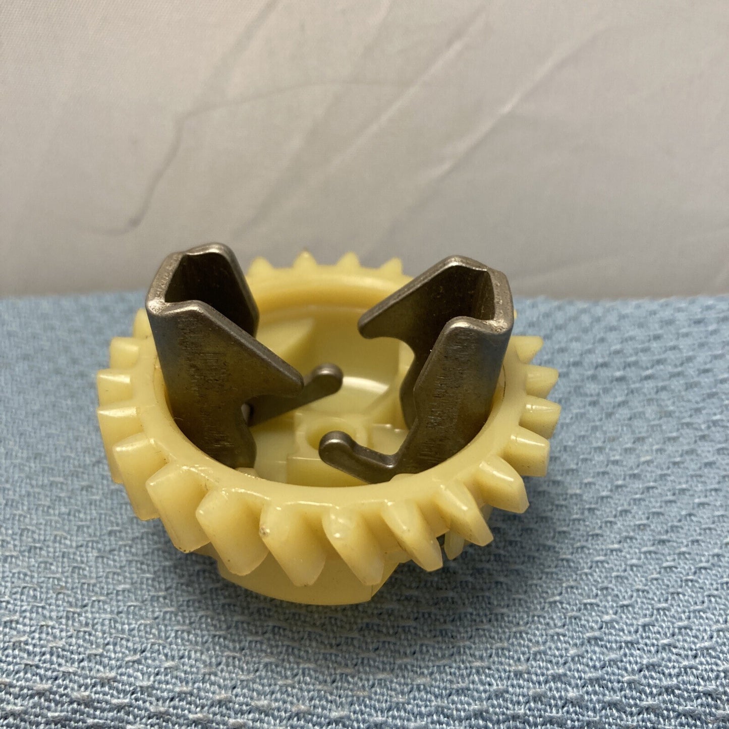 NEW ROBIN SUBARU 227-45003-01 GOVERNOR GEAR