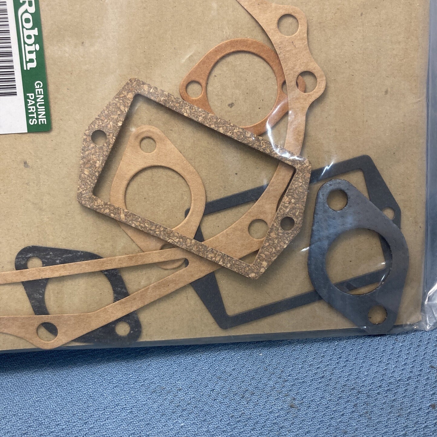 NEW ROBIN SUBARU 224-99002-17 GASKET SET (W)