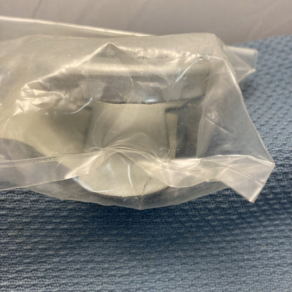 NEW TELEDYNE WISCONSIN ROBIN 157-36402-03 AIR CLEANER GUIDE PLATE