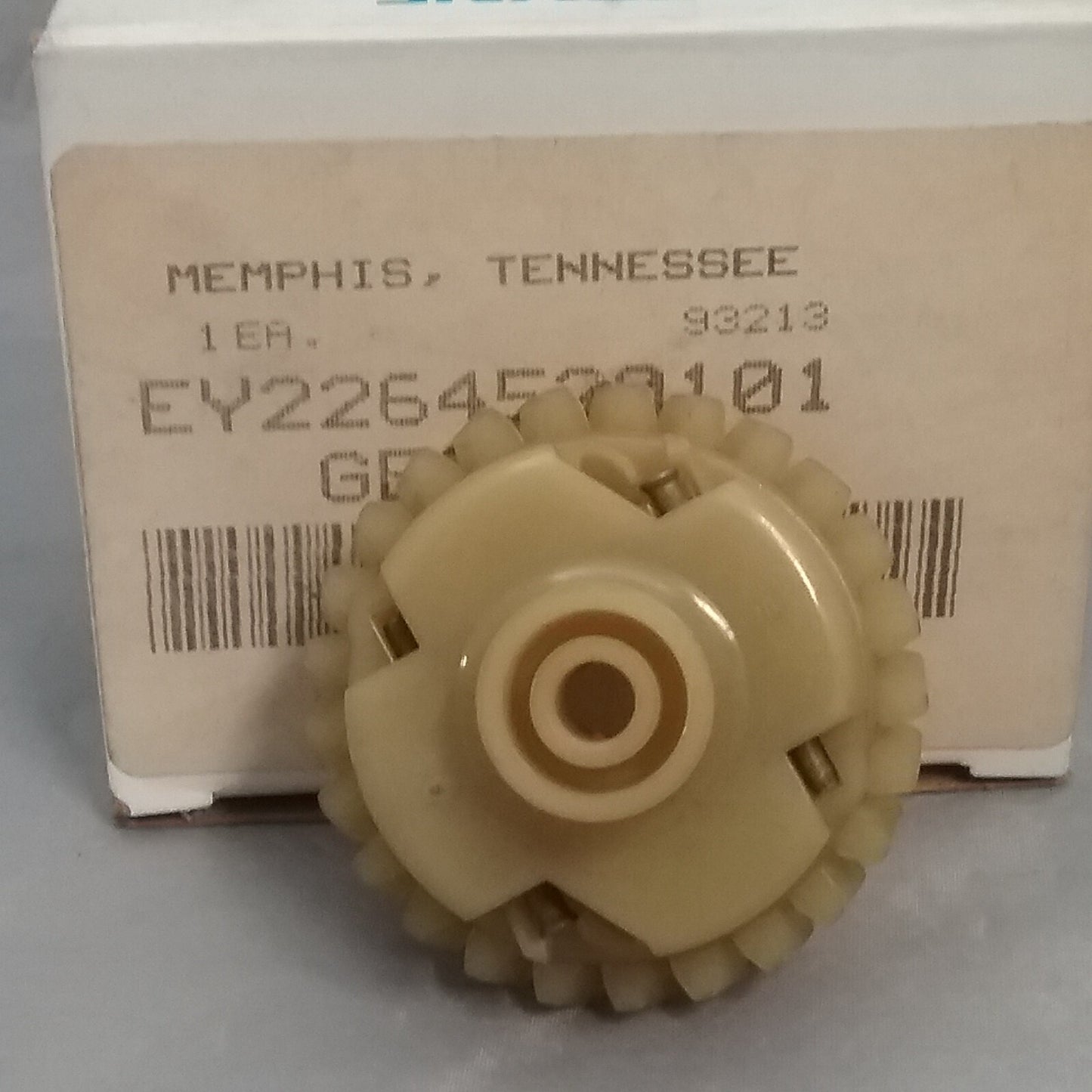 NEW TELEDYNE 226-45201-01 GOVERNOR GEAR SUPERSEDED 261-45401-A1