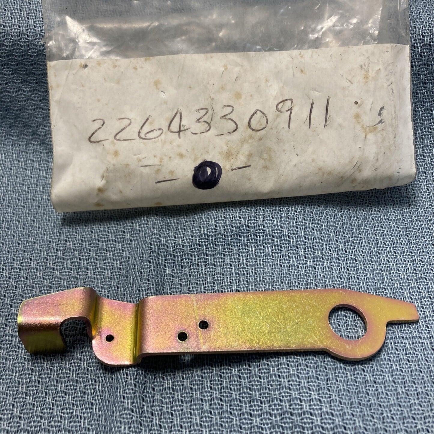 NEW ROBIN SUBARU 226-43309-11 SPEED CONTROL 15V