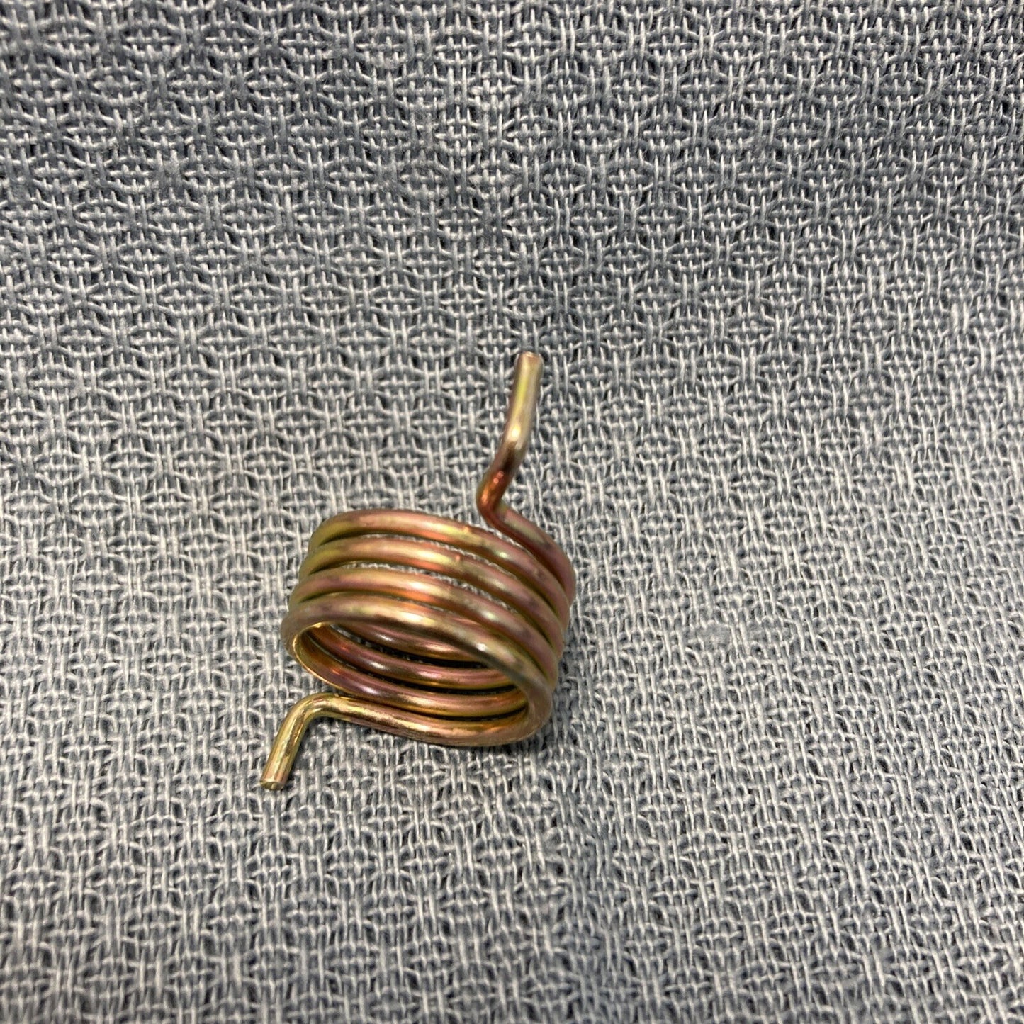 NEW ROBIN SUBARU 226-45003-01 RETURN SPRING