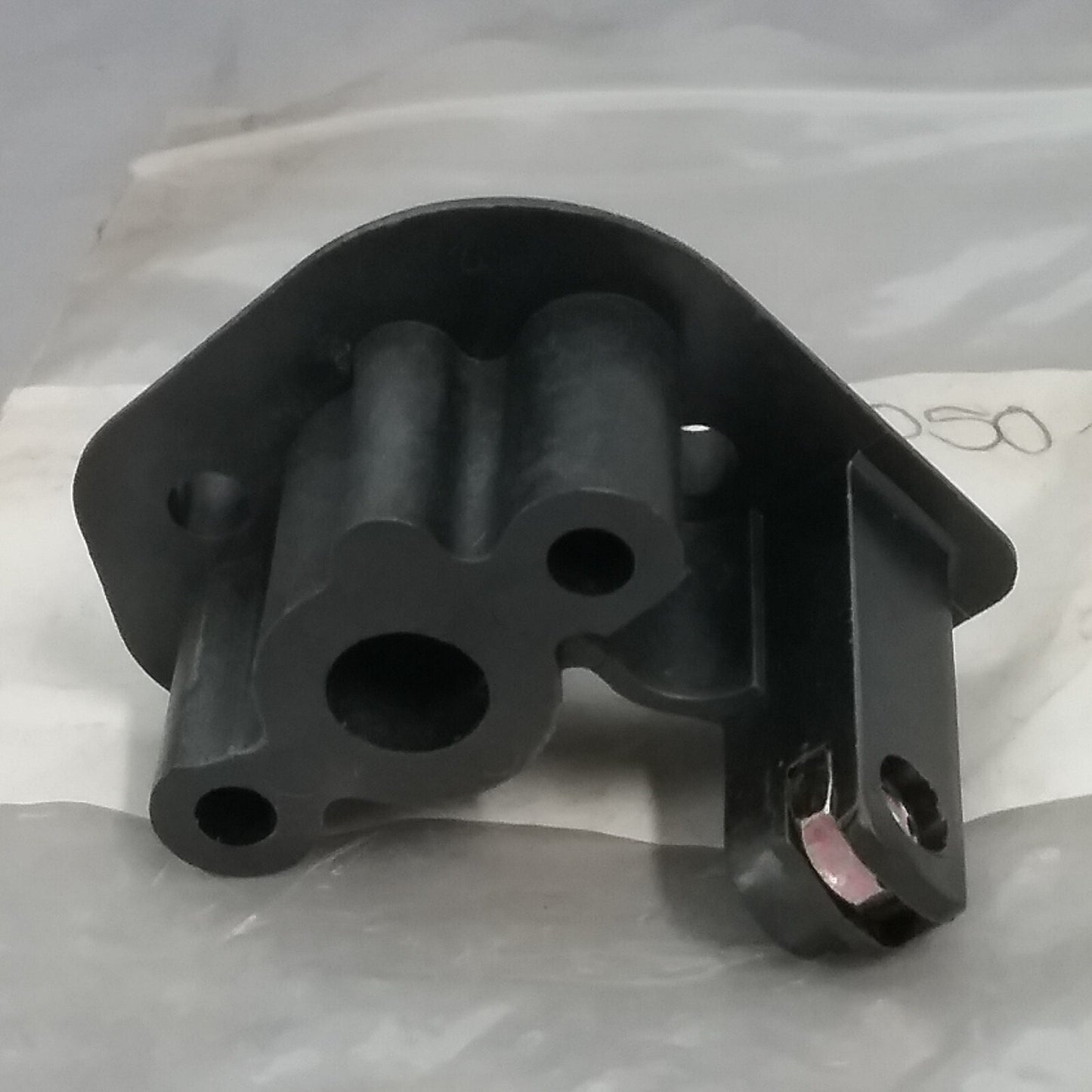 NEW ROBIN SUBARU 592-30050-01 INSULATOR CP SUPERSEDED 592-30050-02