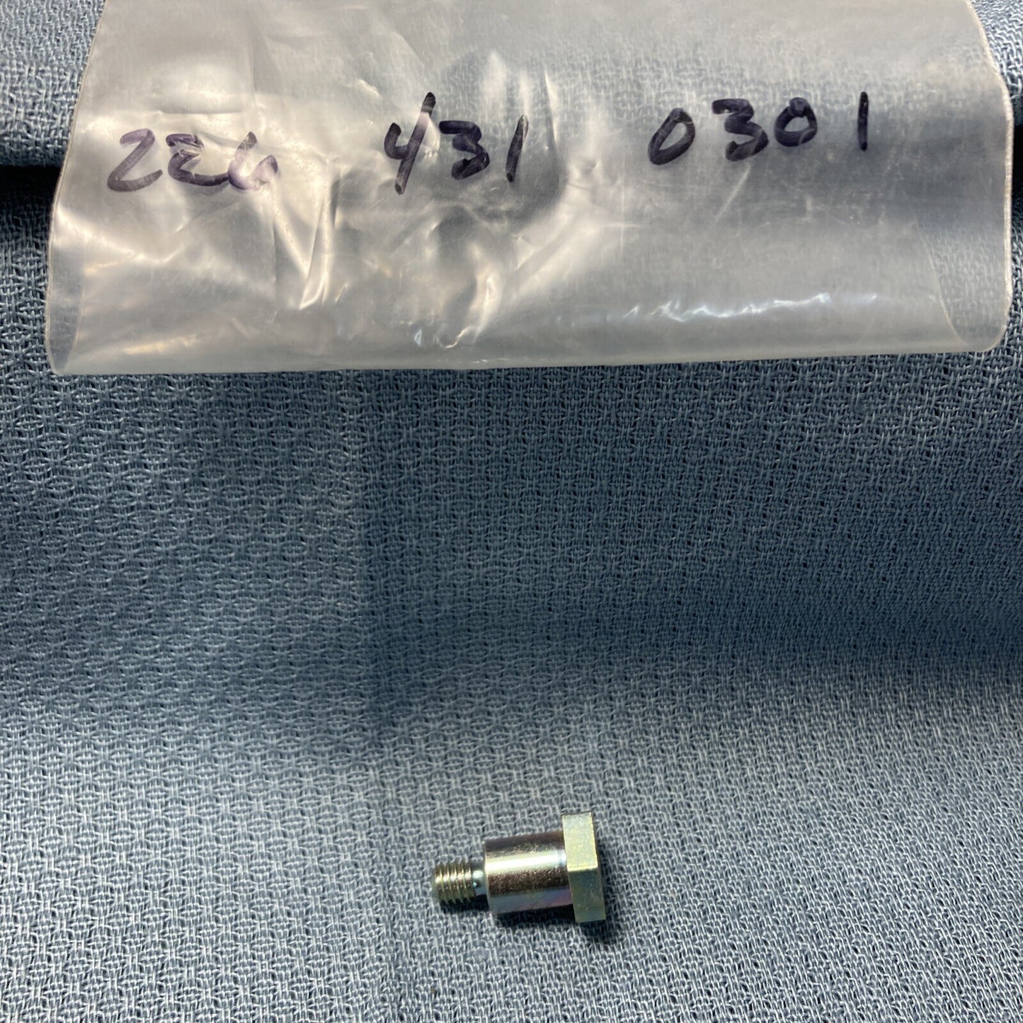 NEW ROBIN SUBARU 226-43103-01 PIVOT BOLT