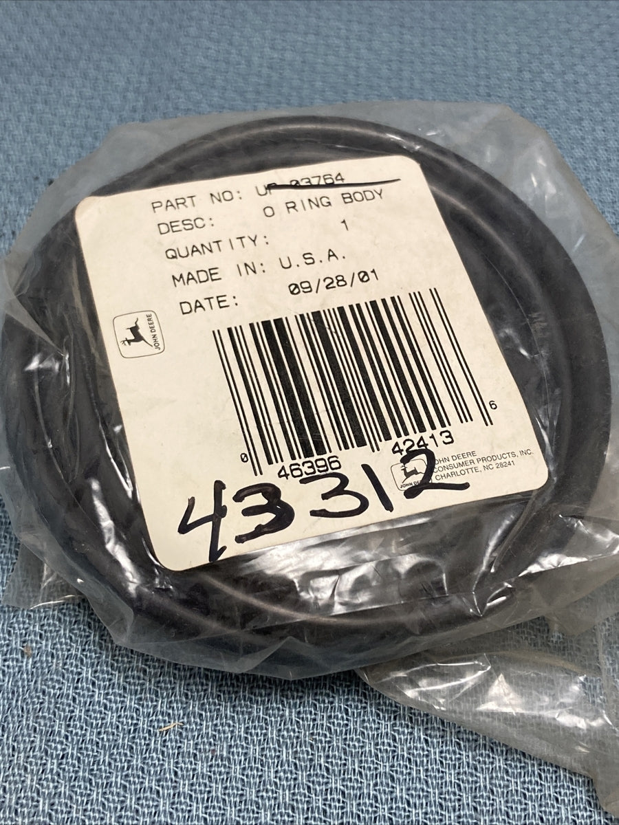 NEW GENUINE JOHN DEERE UP-03764 O RING BODY