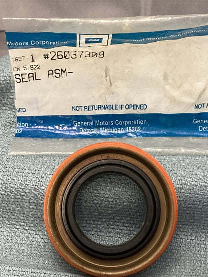 NEW GENUINE GM 26037309 SEAL ASSEMBLY, REAR AXLE SHAFT OIL