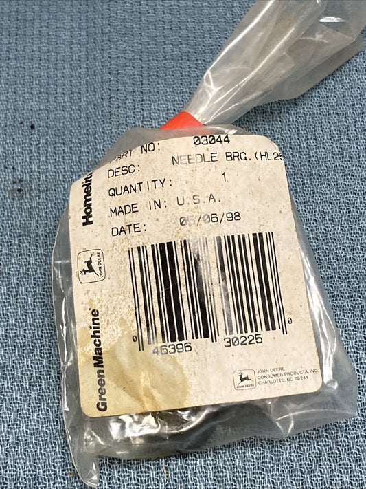 NEW GENUINE JOHN DEERE/GREEN MACHINE/HOMELITE 03044 BEARING NEEDLE