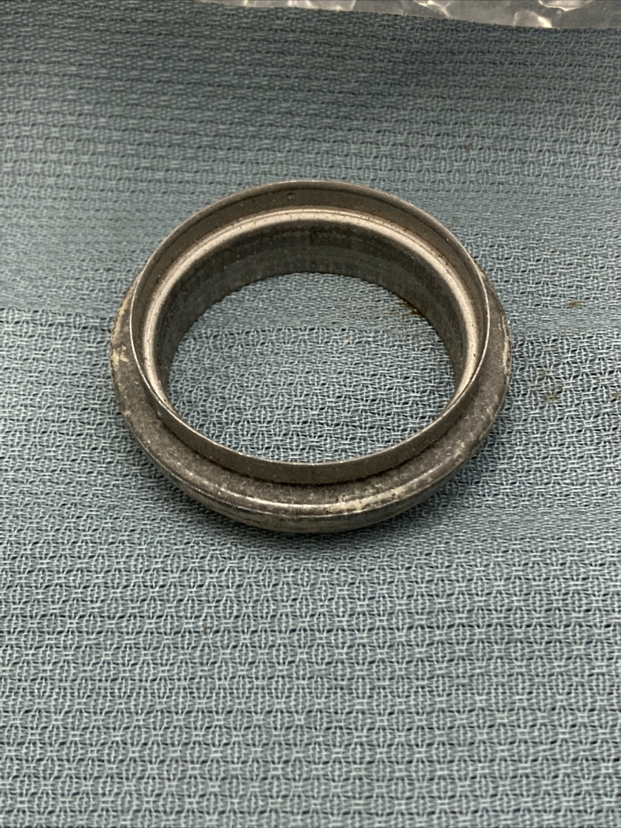 NEW GENUINE GM 10094825 SEAL, EXHAUST MANIFOLD PIPE 1986-1993 GR 3.611