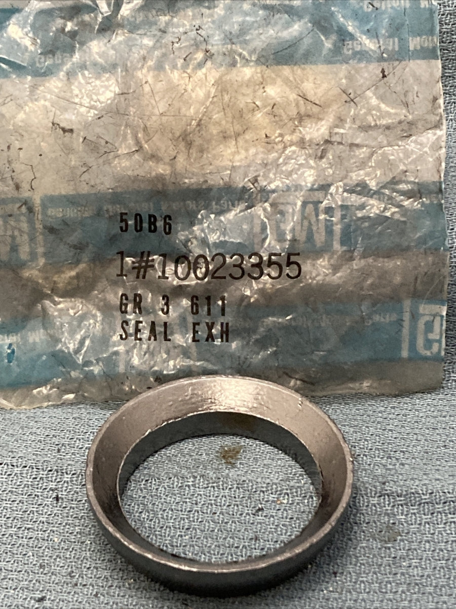 NEW GENUINE GM 10023355 GASKET, EXHAUST PIPE FLANGE GR 3.611