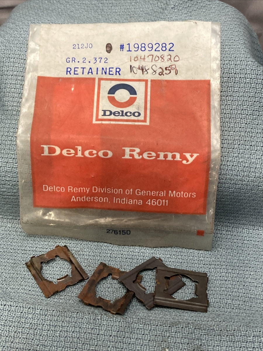 QTY 4 NEW ACDELCO 1989282 RETAINER, DISTRIBUTOR GM 10488299 GR 2.372