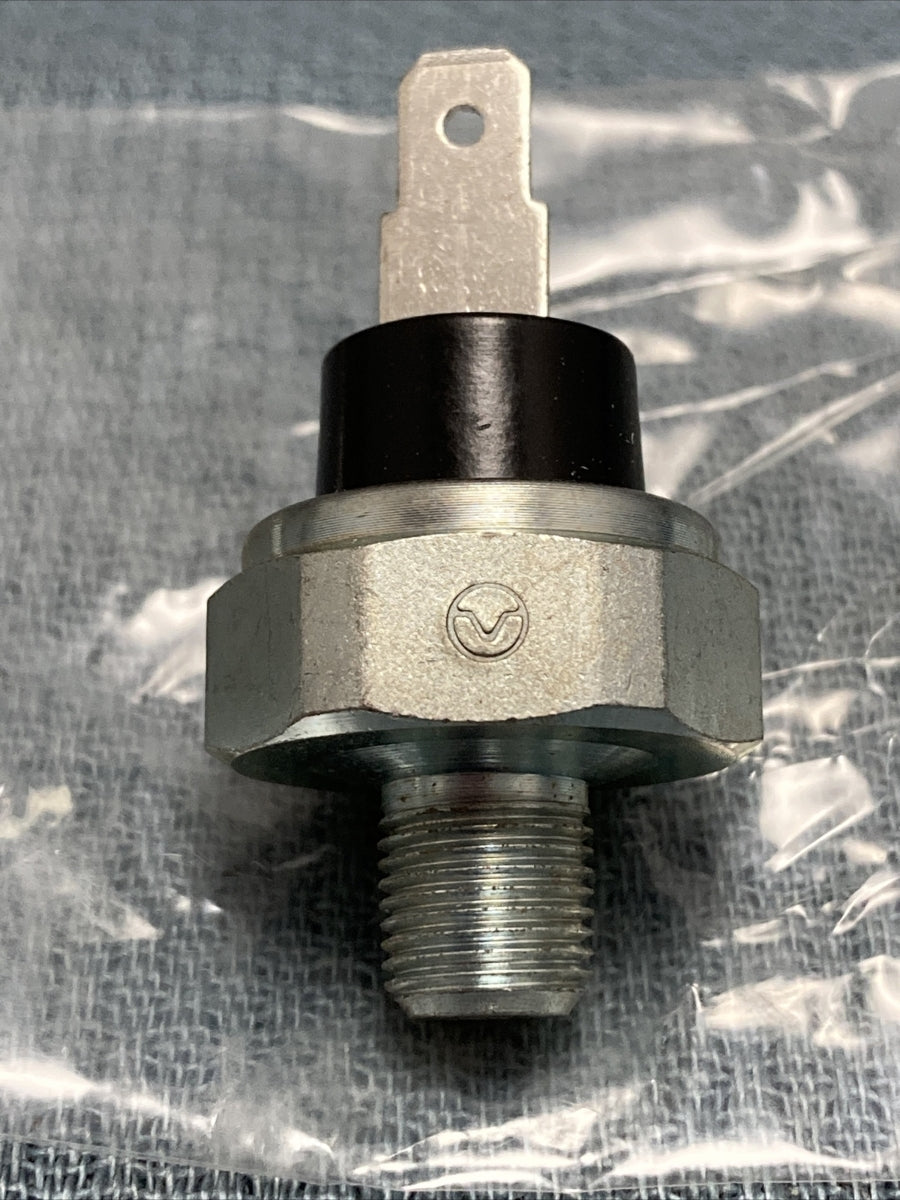 NEW ROBIN SUBARU 263-76102-H1 SWITCH, OIL PRESSURE