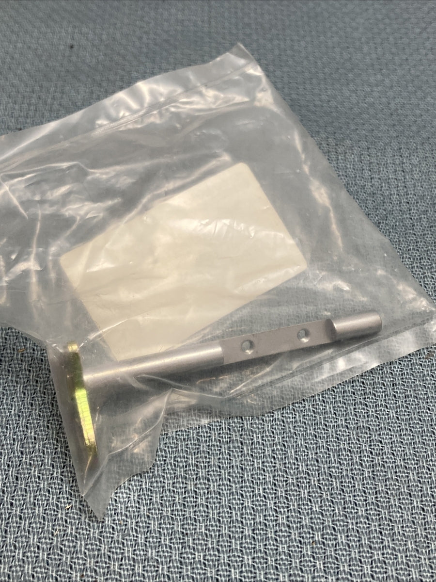 NEW SUBARU 263-62531-08 THROTTLE SHAFT ASS'Y