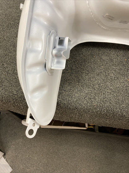 NEW GENUINE VICTORY TRIUMPH T2404312-NW FUEL TANK ASSEMBLY, PAINTED, C WHITE