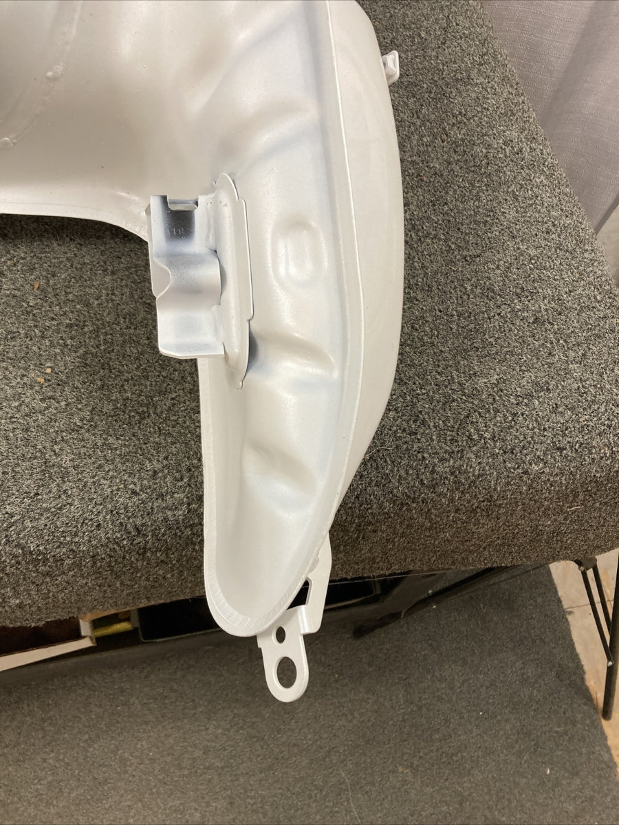 NEW GENUINE VICTORY TRIUMPH T2404312-NW FUEL TANK ASSEMBLY, PAINTED, C WHITE