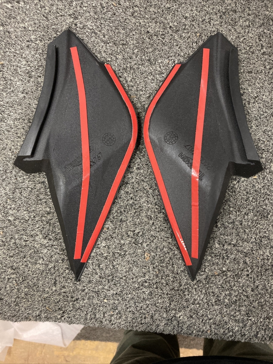 NEW GENUINE VICTORY TRIUMPH T2404312-NW FUEL TANK ASSEMBLY, PAINTED, C WHITE