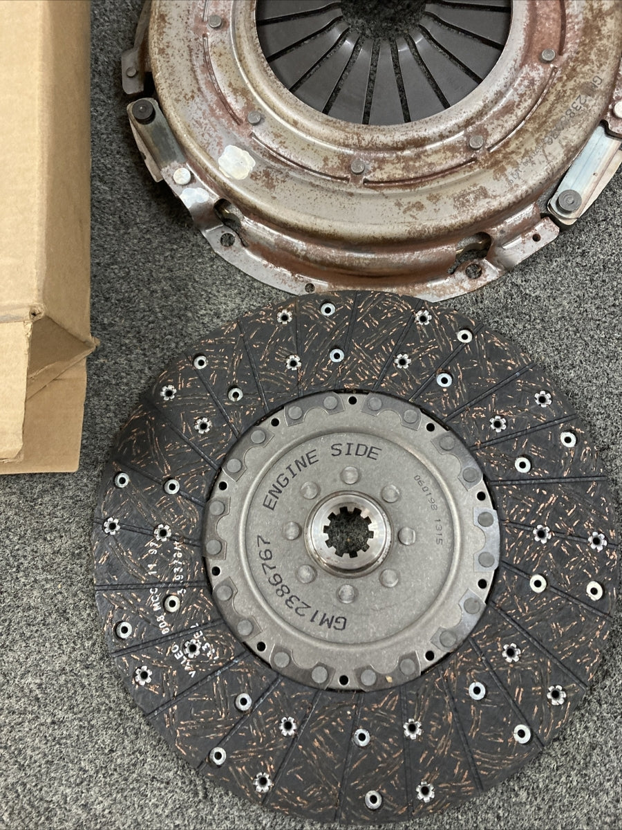 NEW GENUINE GM 12388077 CLUTCH KIT, ENGINE W/COVER GR 0.859
