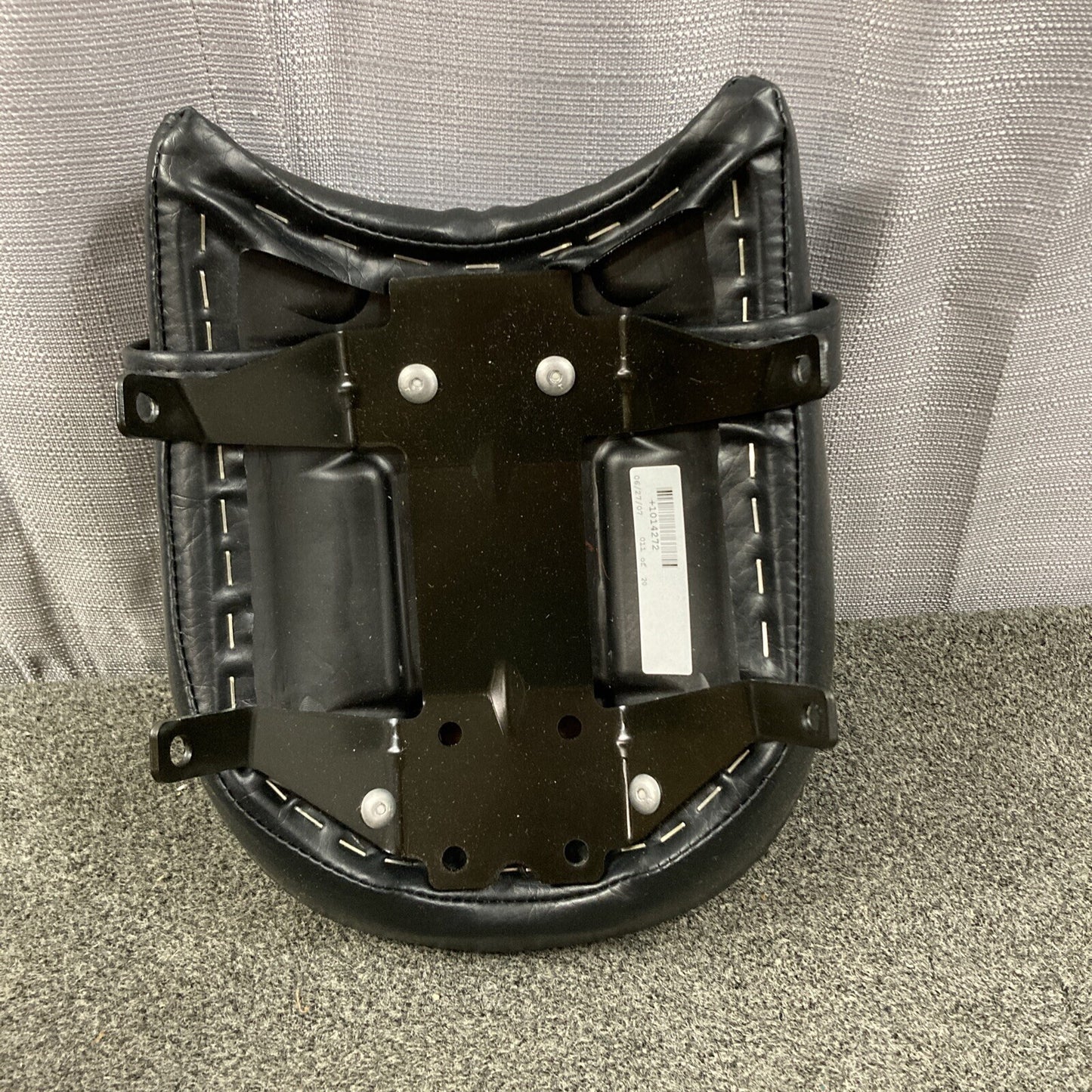 NEW VICTORY 1014272 PASSENGER SEAT KINGPIN