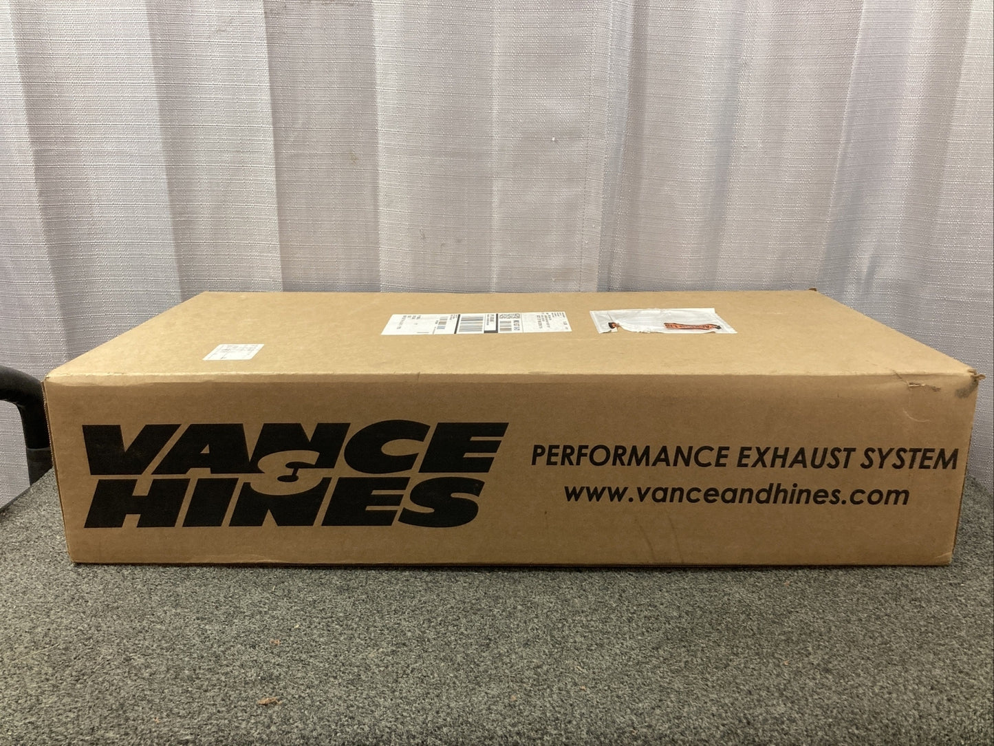 NEW GENUINE VANCE & HINES 16837 3" Round Twin Slash Slip-On Mufflers Harley Dyna