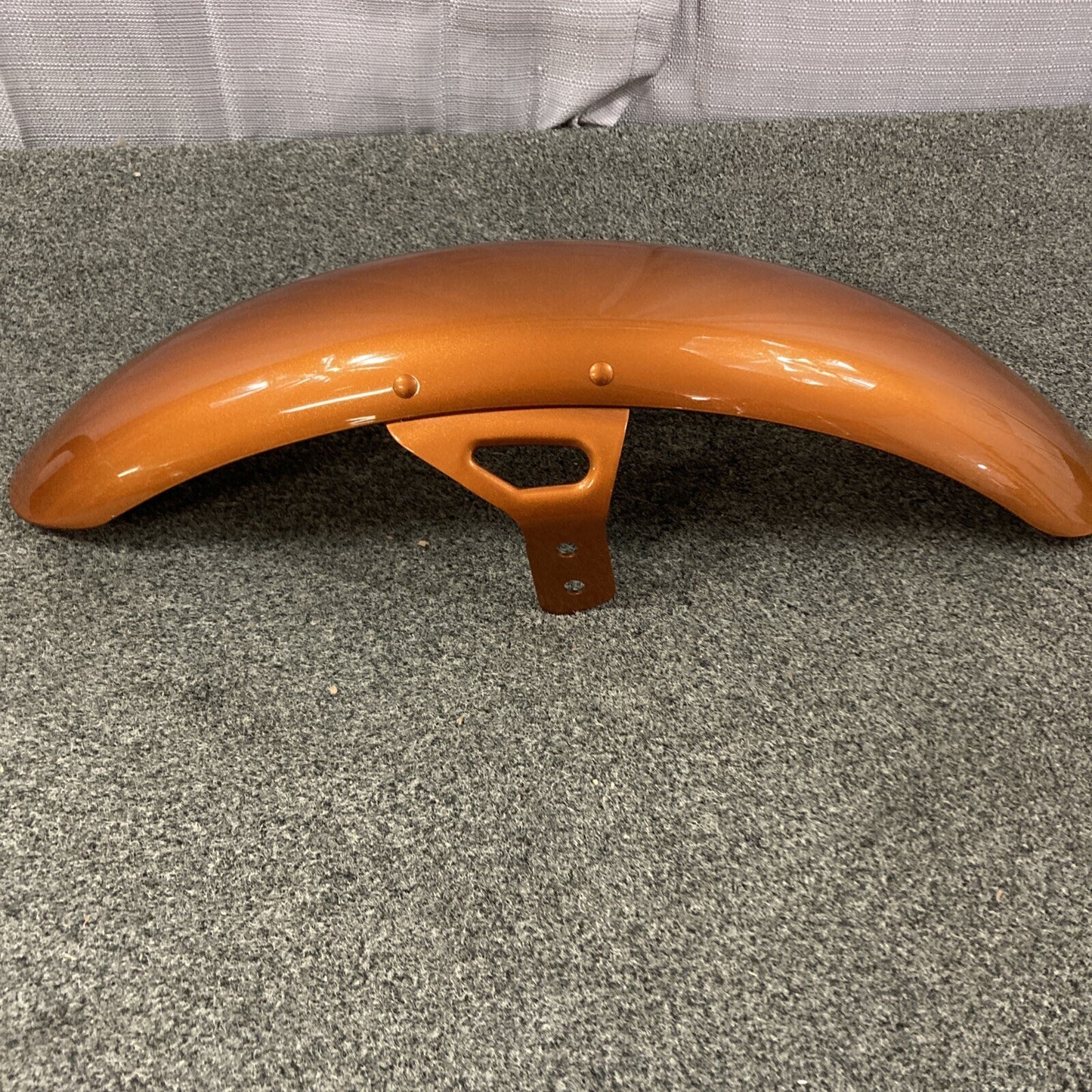 NEW GENUINE HARLEY DAVIDSON 58900103DST FRONT FENDER AMBER WHISKEY FXDB, FXDBP