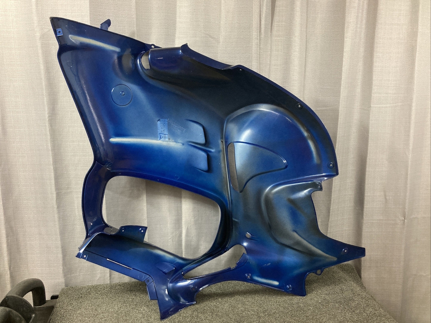 NEW GENUINE BMW 46.63-2 313 692 RT Right Fairing R1100 96-01