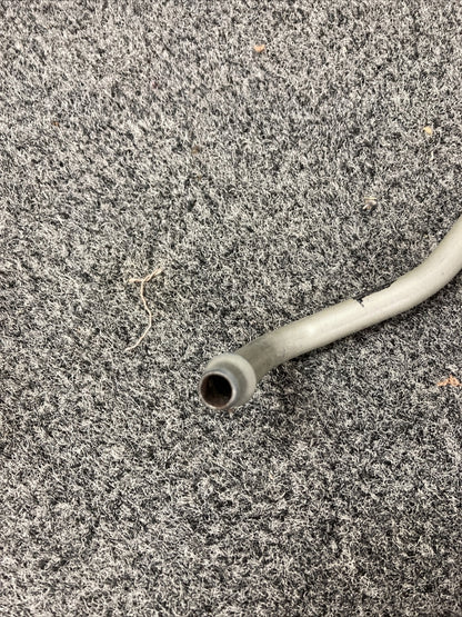 NEW GENUINE GM 15053198 TRANSMISSION FLUID COOLER OUTLET PIPE 1996-2005 GR 4.128
