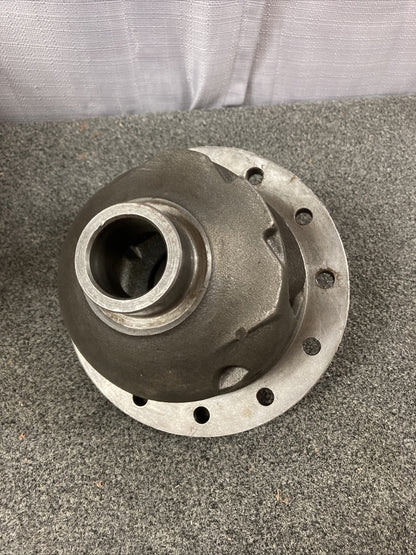NEW GENUINE GM 15547347 DIFFERENTIAL CASE 1985-1991 GR 5.510