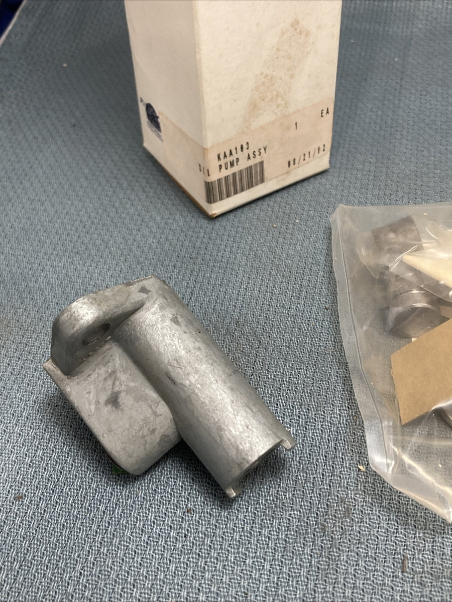 NEW WISCONSIN KAA103 OIL PUMP