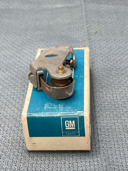 NEW GENUINE GM 1154031 CONTACT POINTS GR 2.384