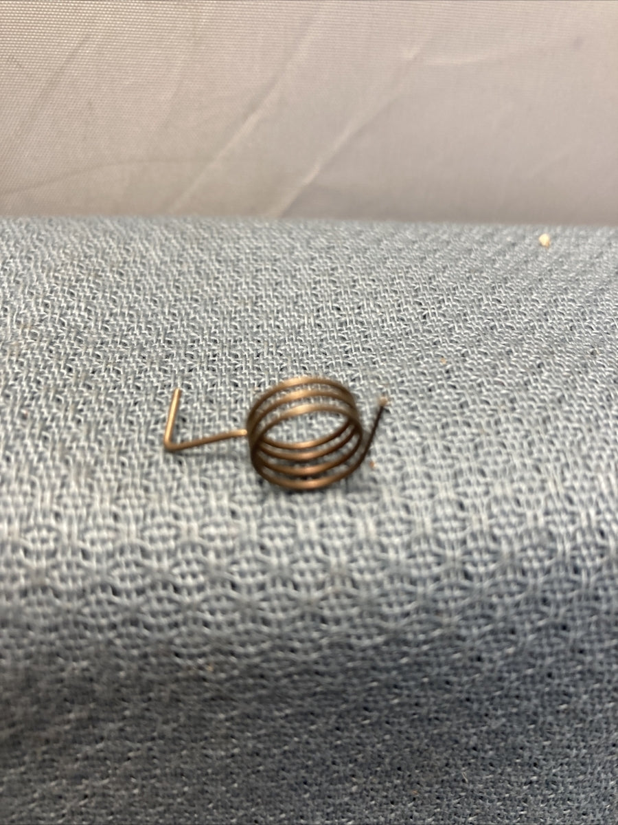 NEW GENUINE WISCONSIN 27-525-007-0 DOG-SPRING