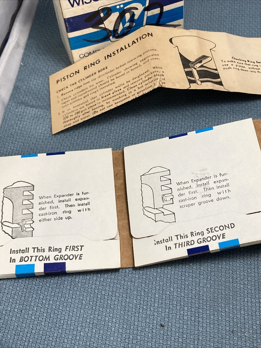 New Genuine Wisconsin Parts DR20CS-30 Piston Ring Set