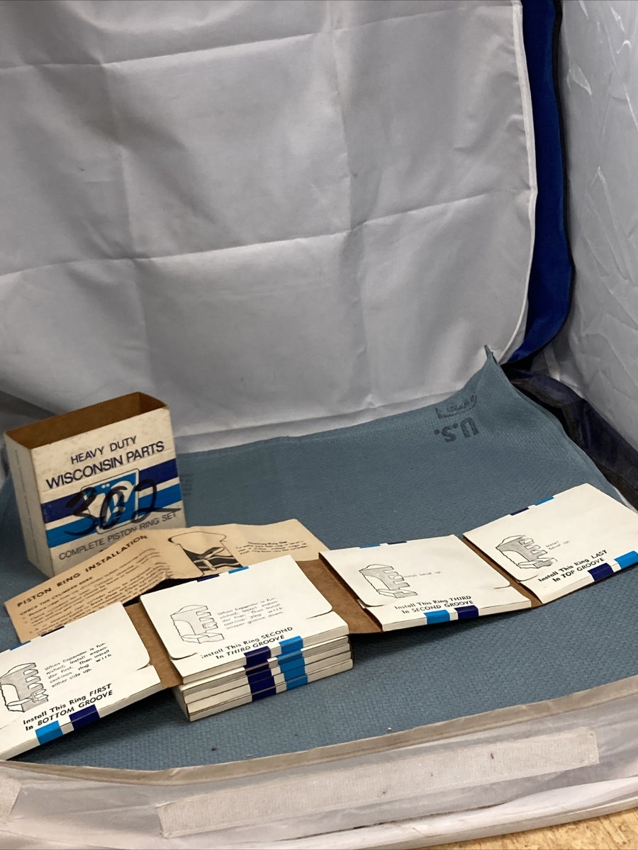 New Genuine Wisconsin Parts DR20CS-30 Piston Ring Set