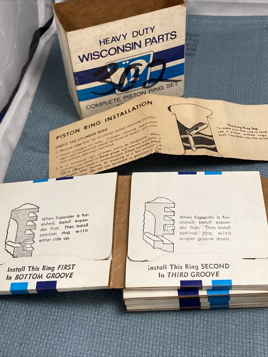 New Genuine Wisconsin Parts DR20CS-30 Piston Ring Set