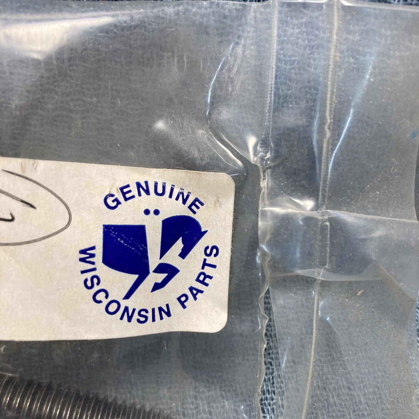 NEW GENUINE WISCONSIN X06588 Continental SCREW