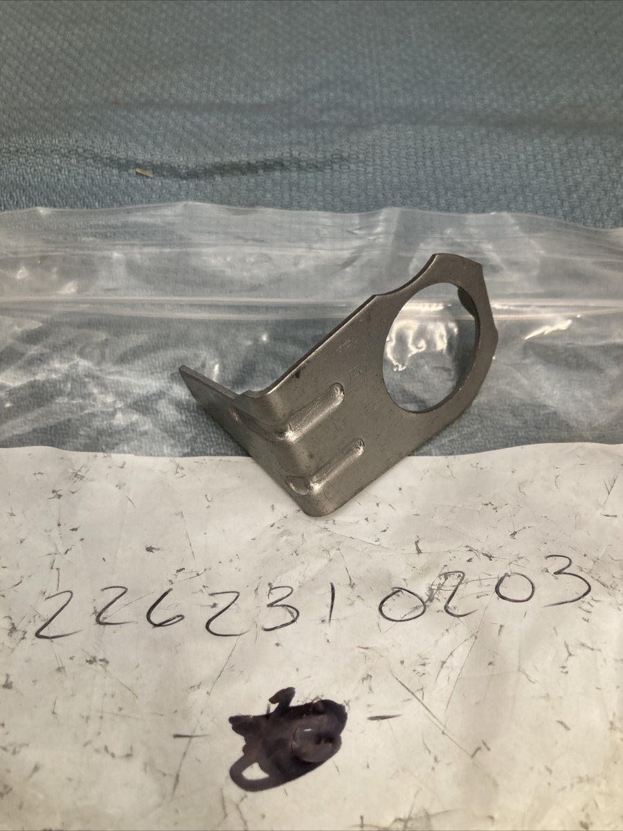 NEW SUBARU ROBIN 226-23102-03 OIL SCRAPER