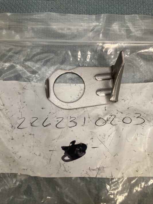 NEW SUBARU ROBIN 226-23102-03 OIL SCRAPER