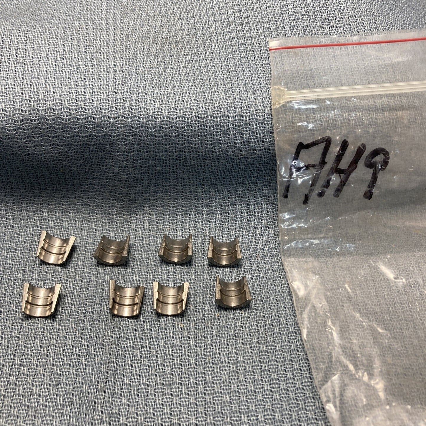 QTY 8, NEW COMPATIBLE WITH WIS-CON TOTAL POWER AH9 Valve keepers