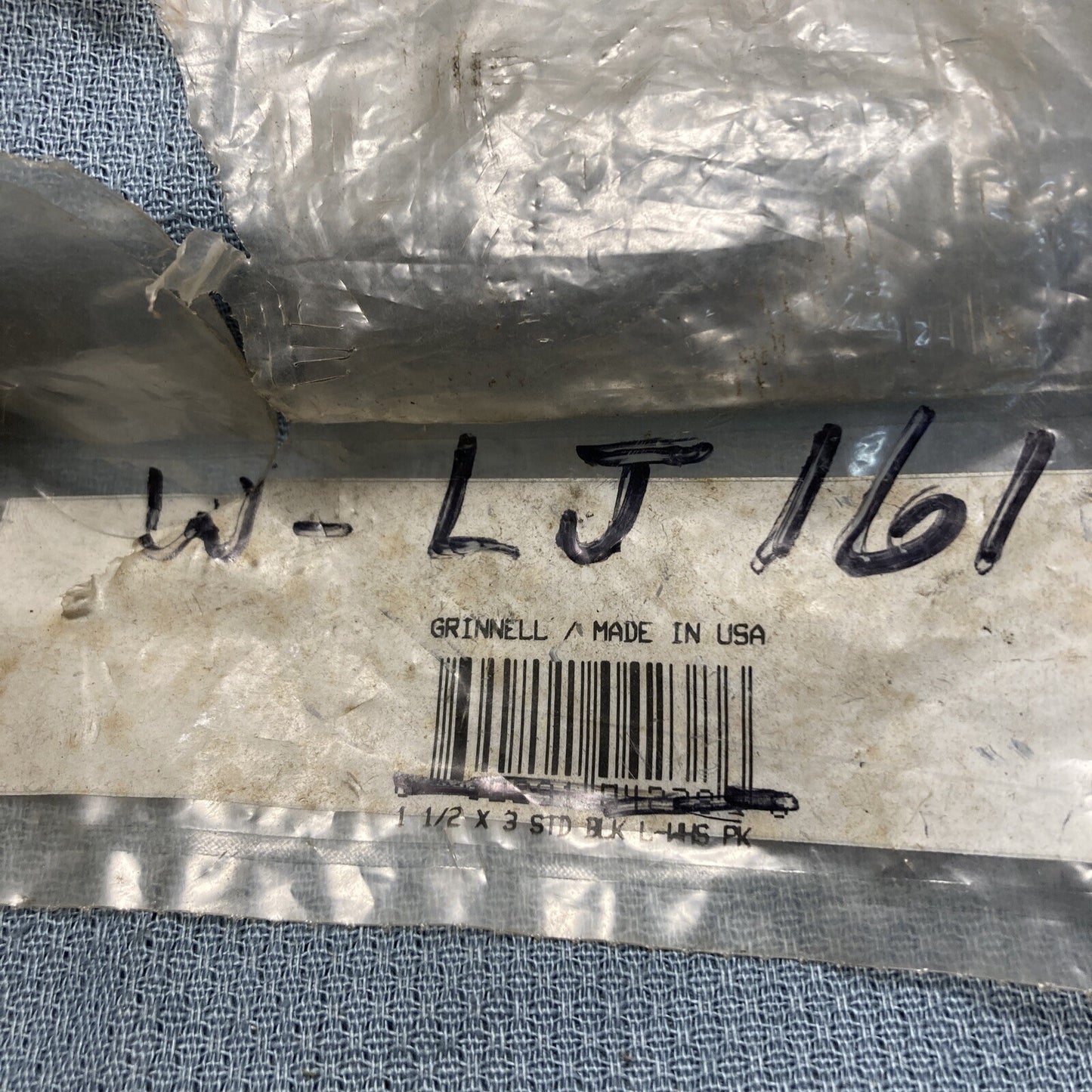 NEW GRINNELL LJ161 NIPPLE, PIPE 1 1/2" X 3" STD BLACK, L-WHS WISCONSIN