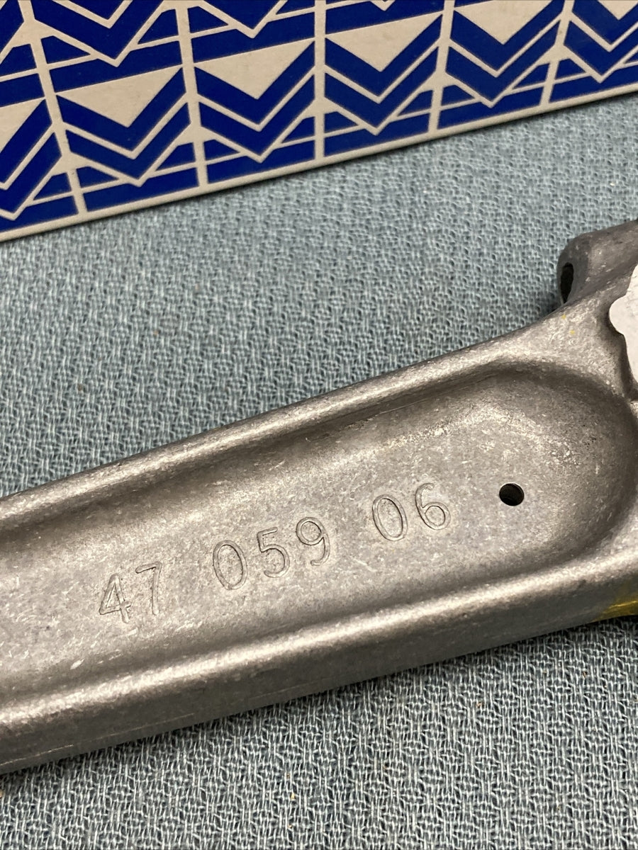 NEW GENUINE 47 067 12-S CONNECTING ROD