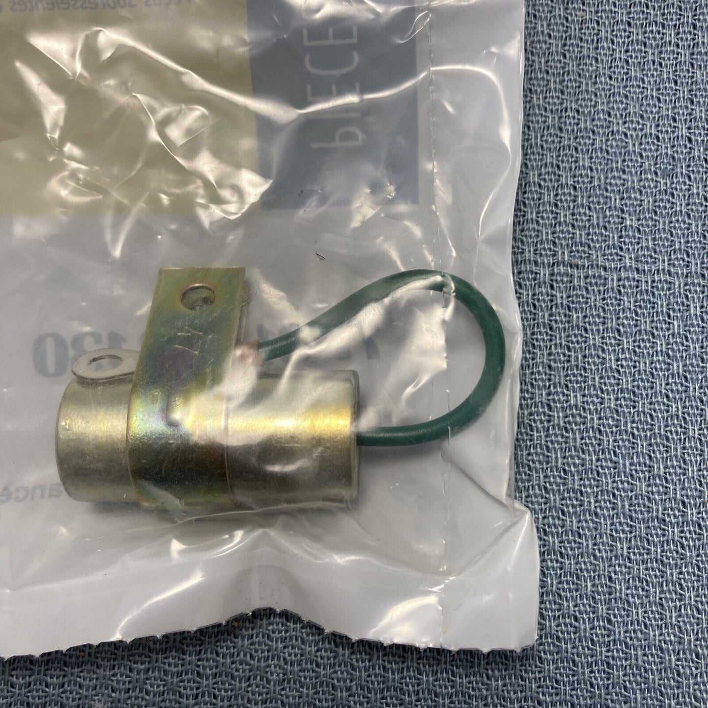 NEW GENUINE RENAULT 50181002 IGNITION KIT WITH SPARK PLUGS