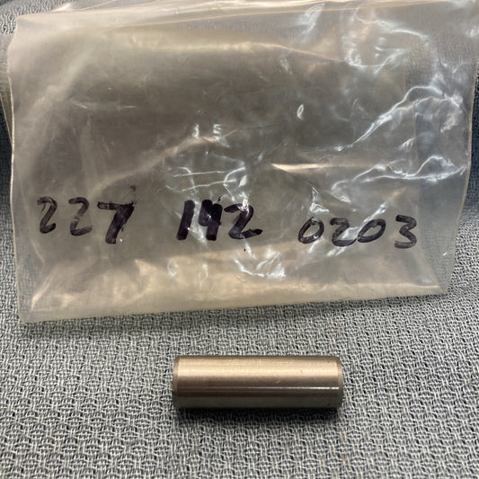 NEW COMPATIBLE WITH ROBIN SUBARU 227-14202-03 VALVE GUIDE