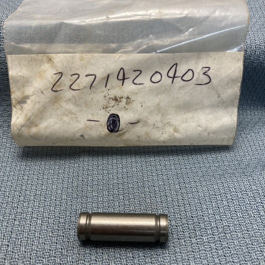 NEW COMPATIBLE WITH ROBIN SUBARU 227-14204-03 VALVE GUIDE