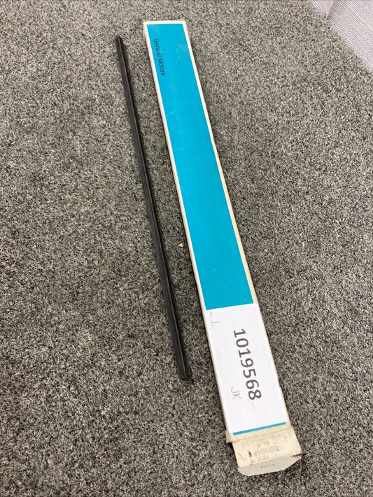 NEW GENUINE GM 14044932 BLADE INSERT, WINDSHIELD WIPER GR 16.062