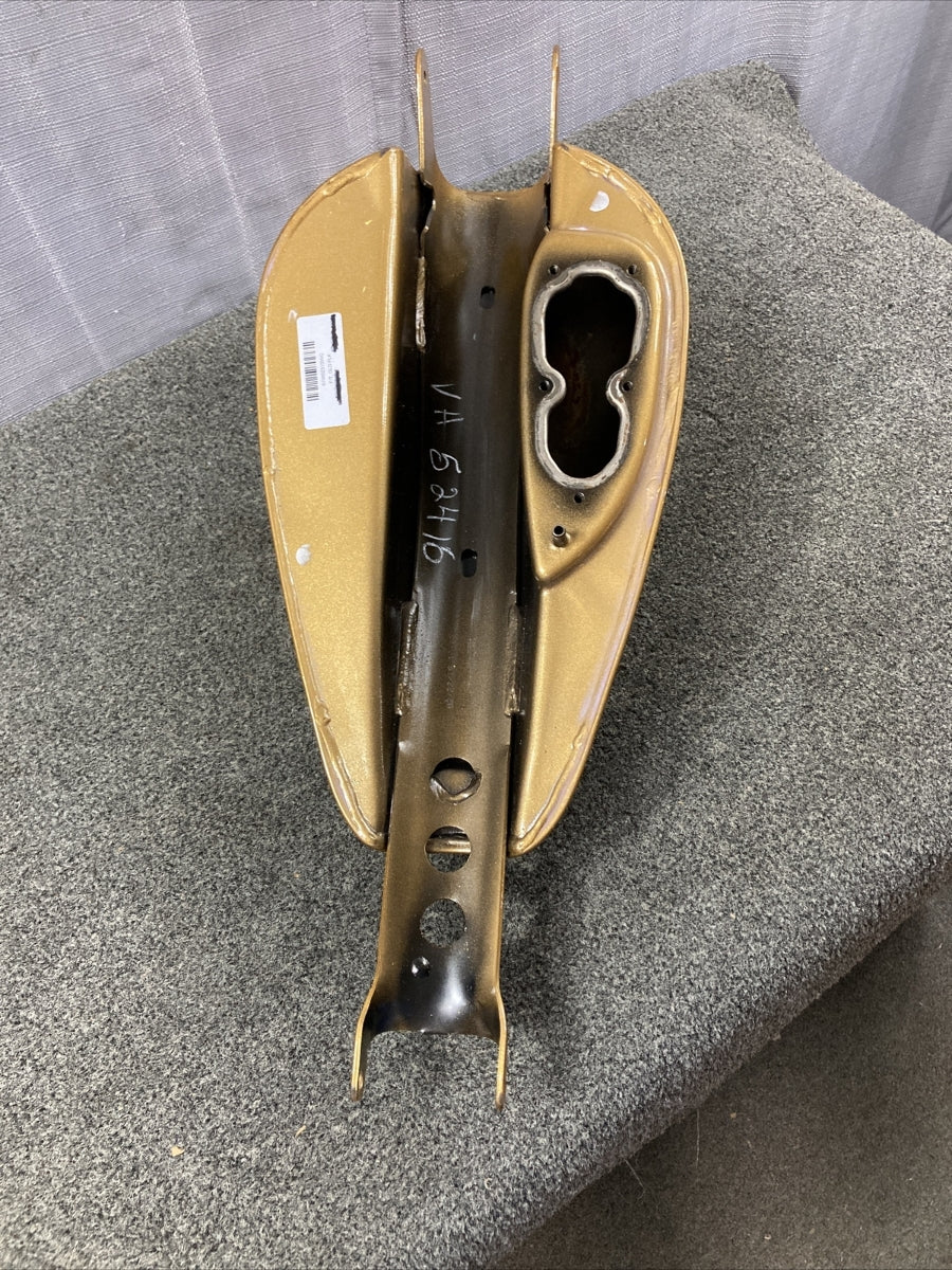 NEW GENUINE HARLEY DAVIDSON 61000231DWG CUSTOM FUEL TANK, GOLD FLAKE