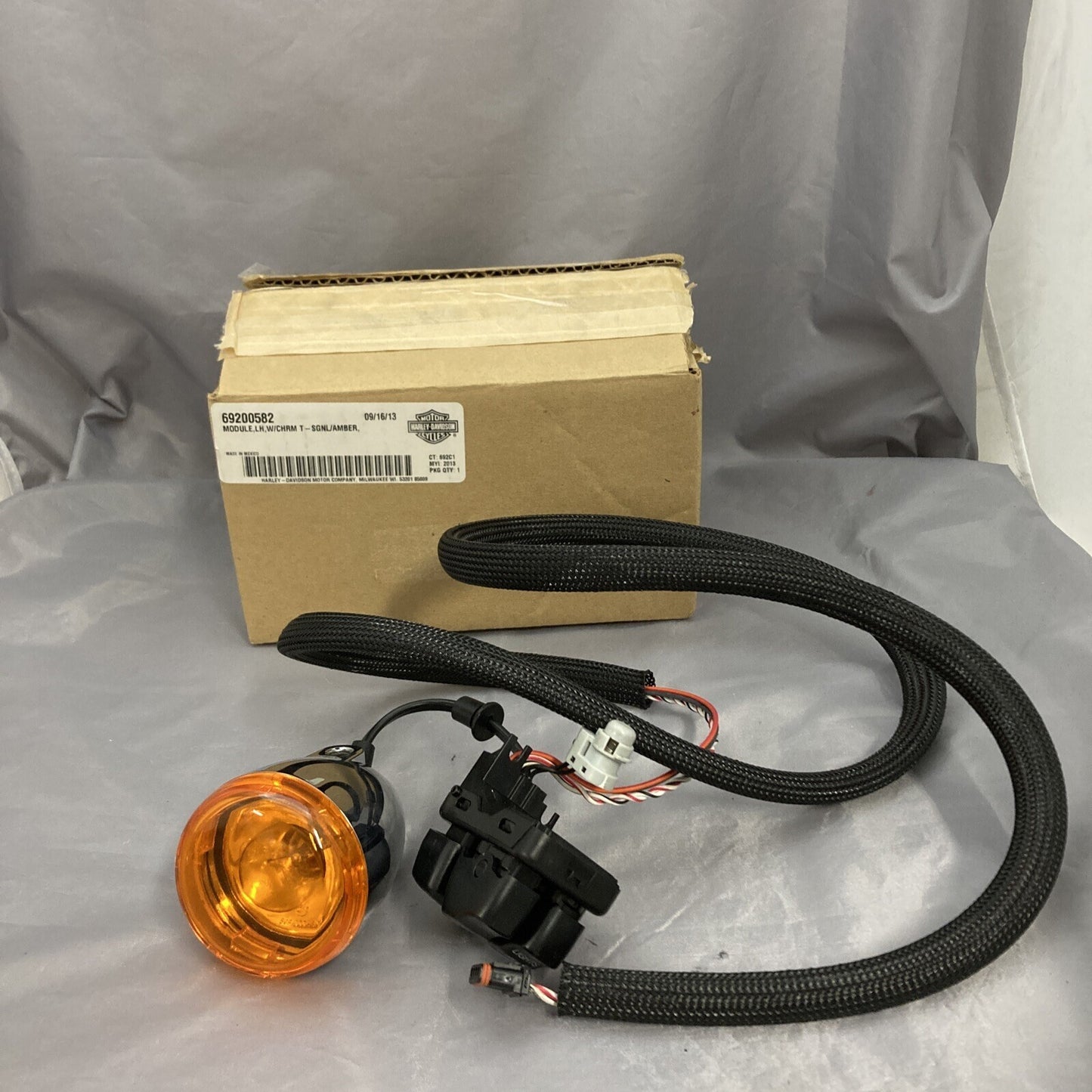 NEW GENUINE HARLEY DAVIDSON 69200582 INTAKE MODULE LH W/ CHOME T-SGNL AMBER