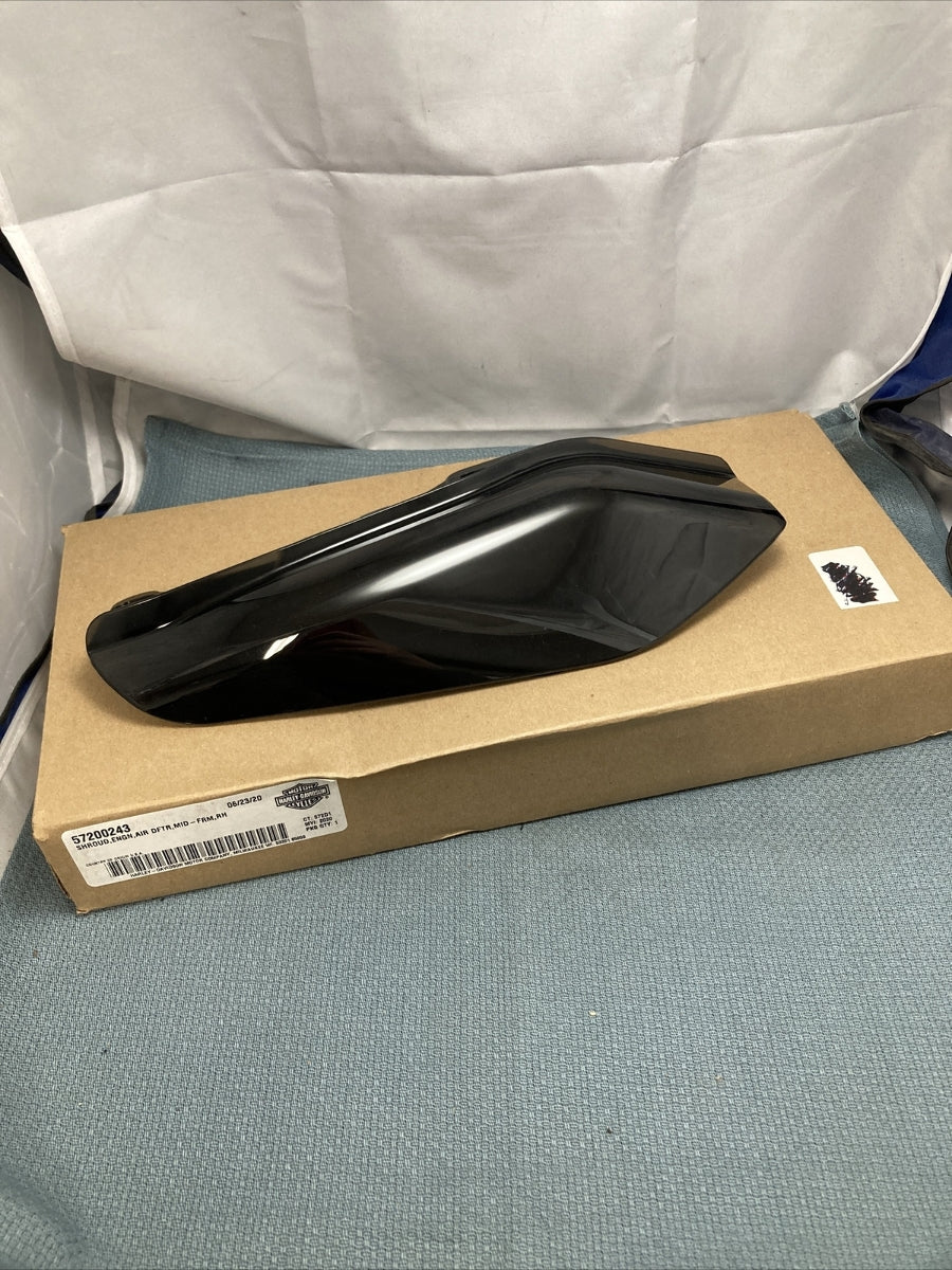 NEW GENUINE HARLEY DAVIDSON 57200243 SHROUD, ENGN, AIR DFTR, MID-FRM, RH