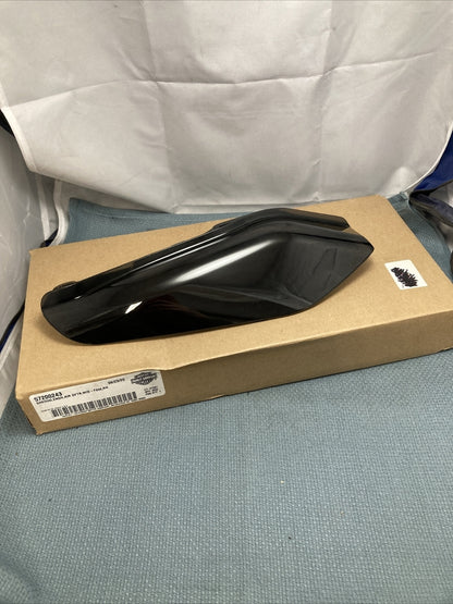NEW GENUINE HARLEY DAVIDSON 57200243 SHROUD, ENGN, AIR DFTR, MID-FRM, RH