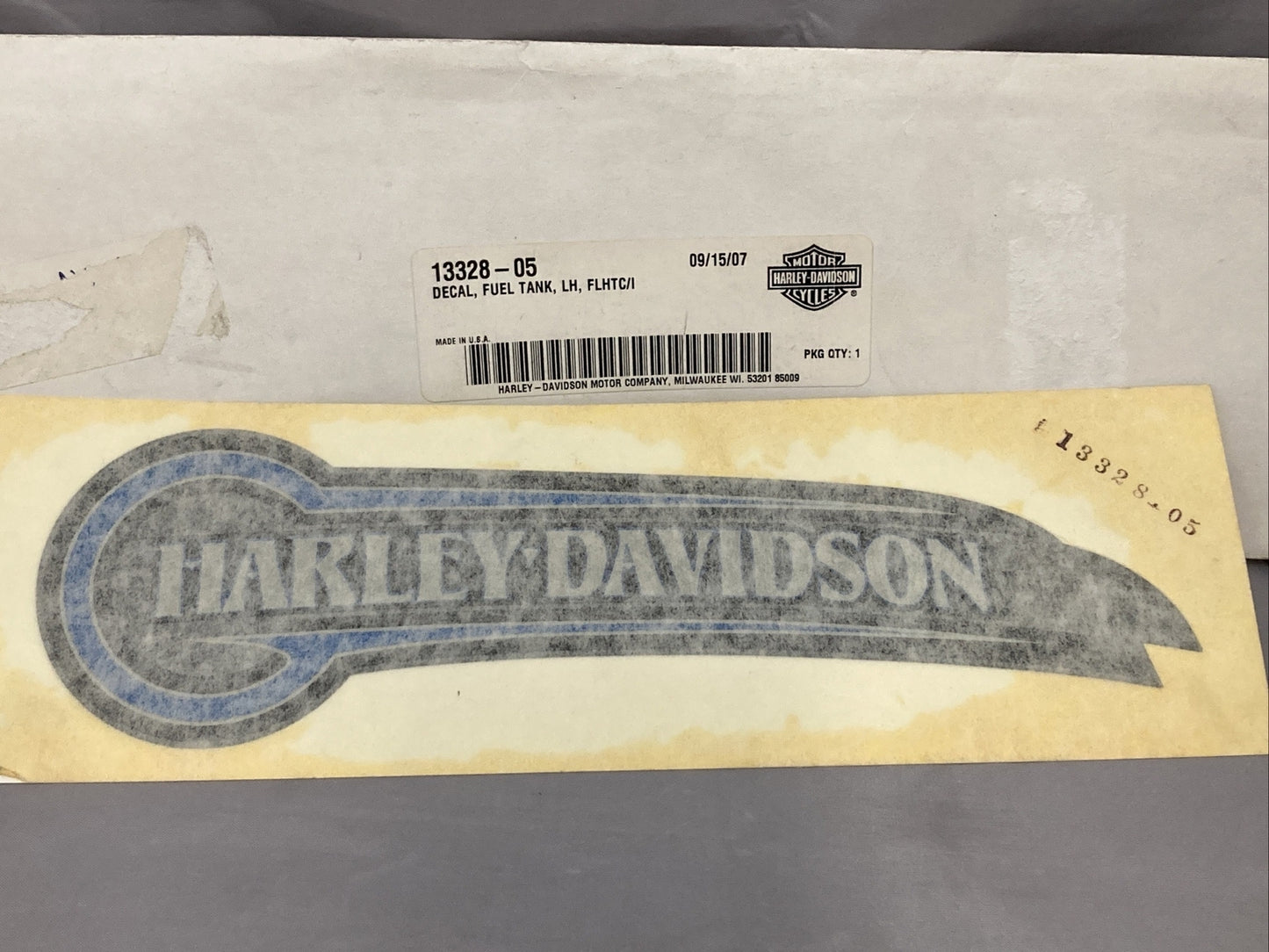 NEW GENUINE HARLEY DAVIDSON 113328-05 DECAL FUEL TANK LH FLHTC/I