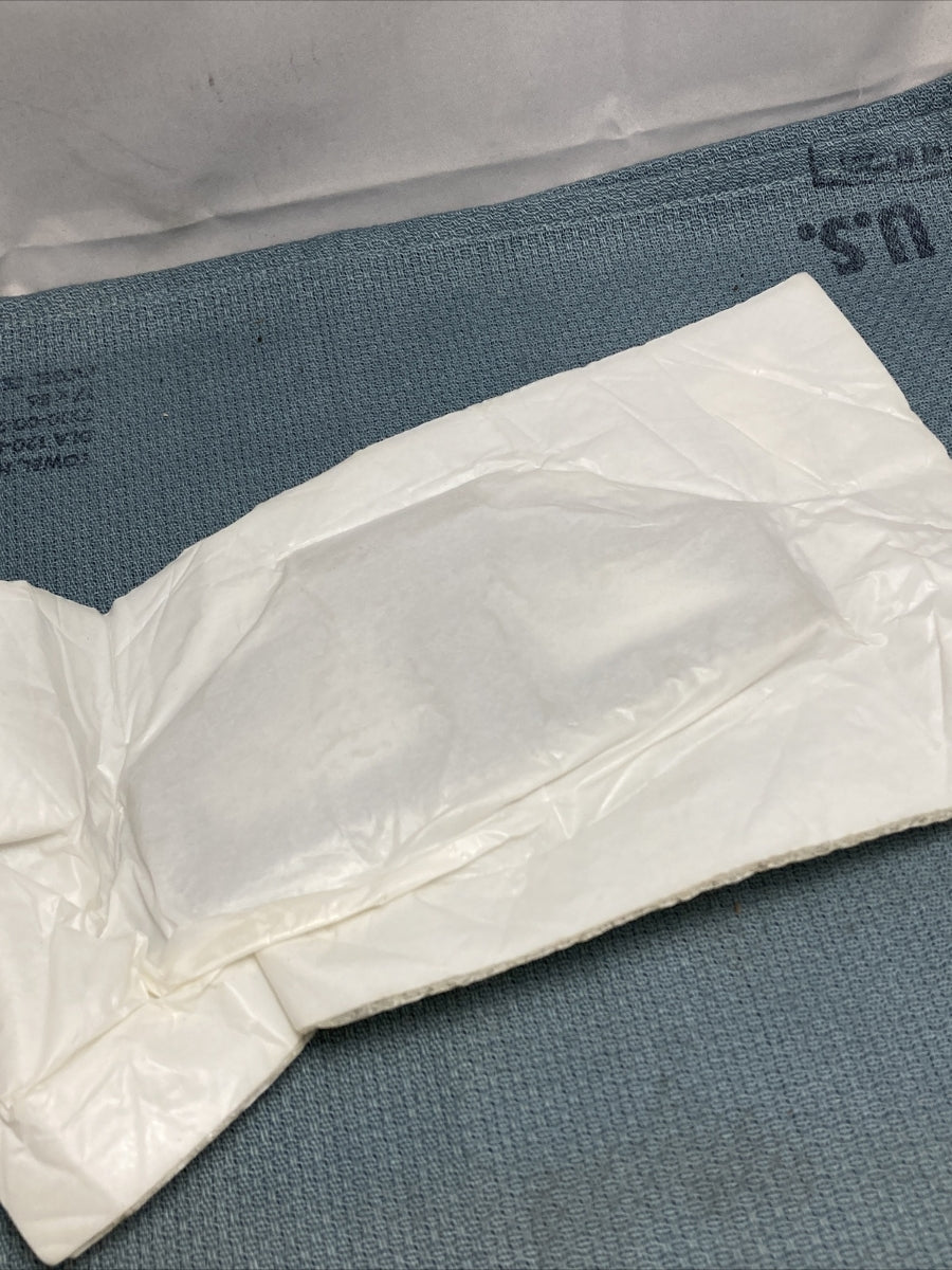 NEW GENUINE HARLEY DAVIDSON 60090-05 BRACKET, LICENSE PLATE, BOTTOM