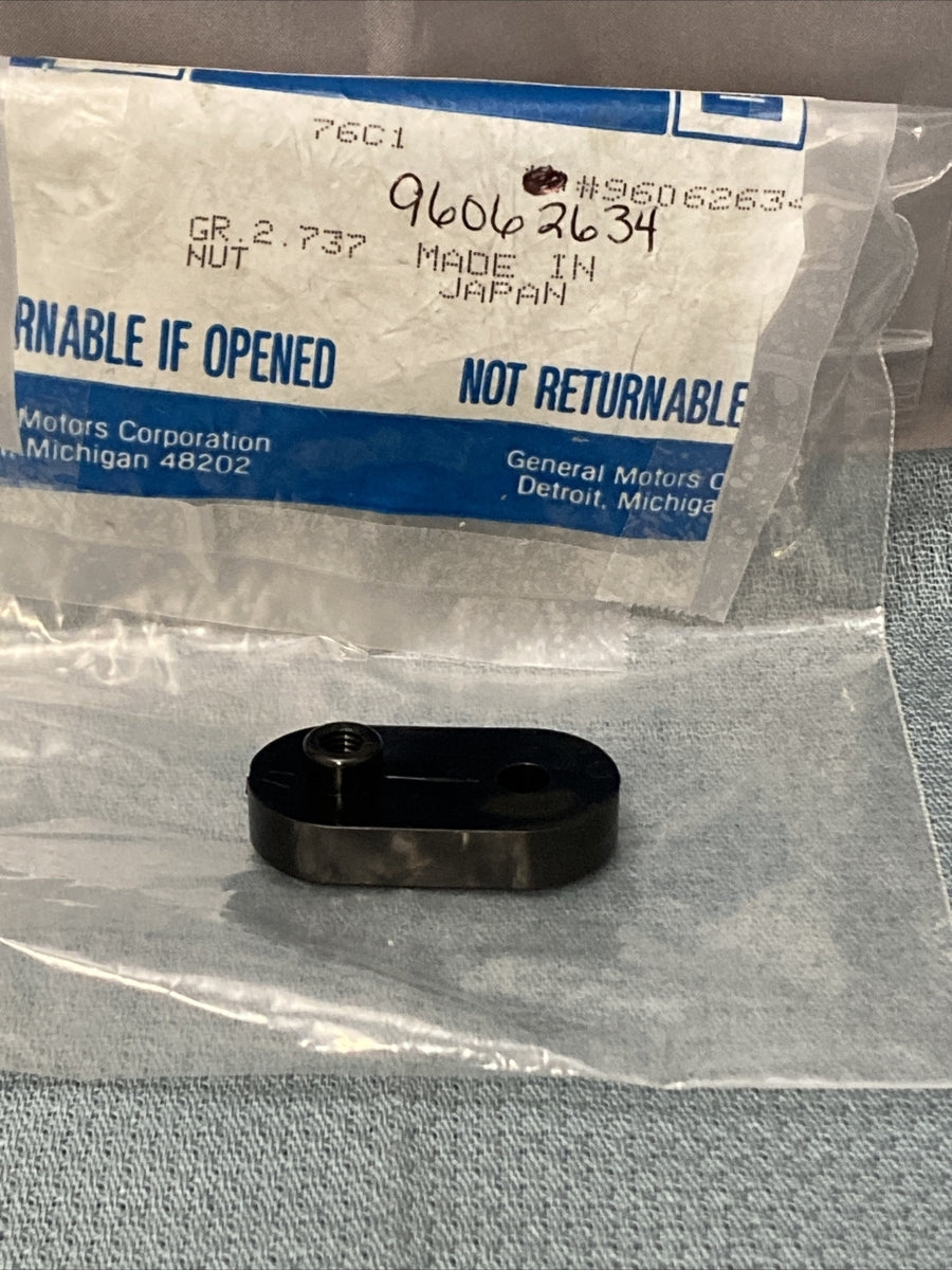 NEW GENUINE GM 96062634 NUT, HEADLAMP ADJUST 1190-1998 GR 2.737