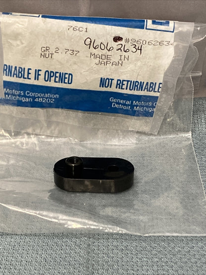 NEW GENUINE GM 96062634 NUT, HEADLAMP ADJUST 1190-1998 GR 2.737